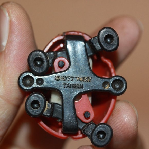 1977 Vintage Tomy Toy Wind Up Pocket Pets Ladybug Animal Figure - Picture 2 of 2